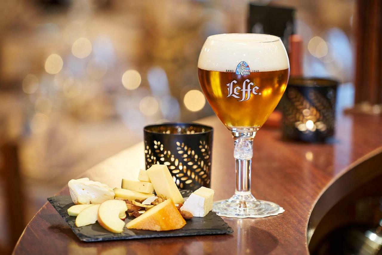 Dc Hotel & Restaurant Brussels South Anderlecht エクステリア 写真
