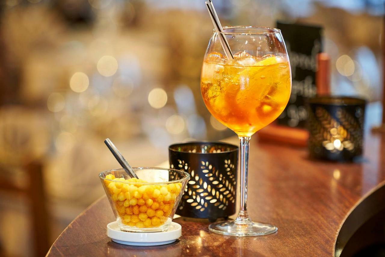Dc Hotel & Restaurant Brussels South Anderlecht エクステリア 写真